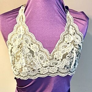 Felina Lace Bralette L